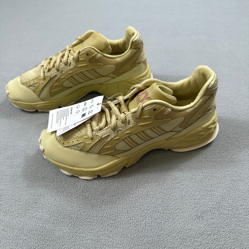 NWOB Adidas Ivy Park Womens 5.5 Savage Trail Shoes Sneakers Athletic Beige